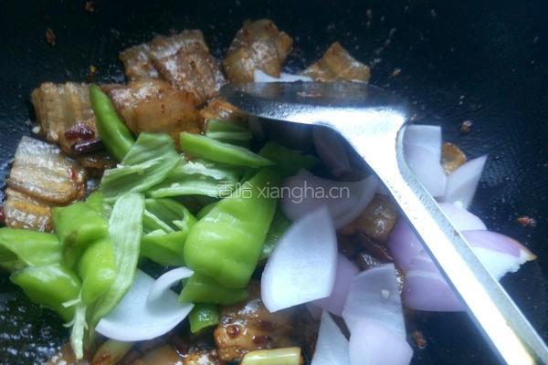 青椒炒回锅肉的做法图解8