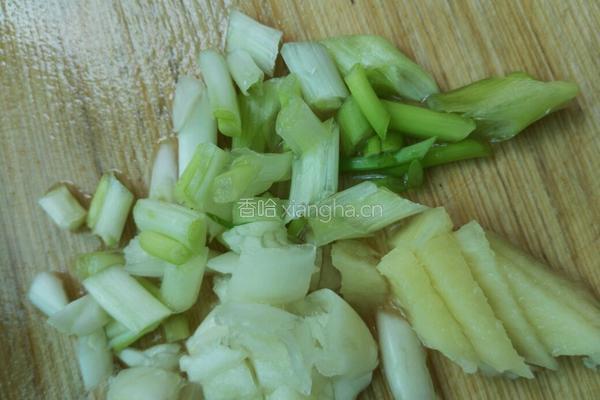 西兰花炒虾仁的做法图解6
