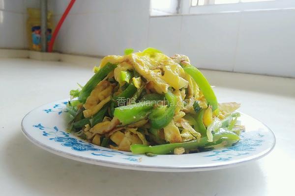 青椒炒鸡蛋干的做法图解15