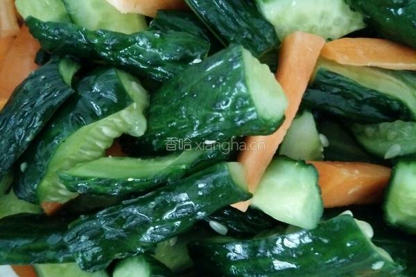清脆黄瓜小咸菜的做法图解3