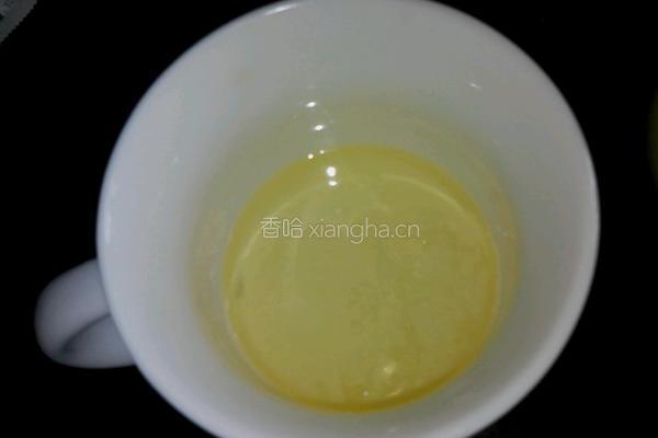 老干妈牛肉辣酱炒蛋白的做法图解1
