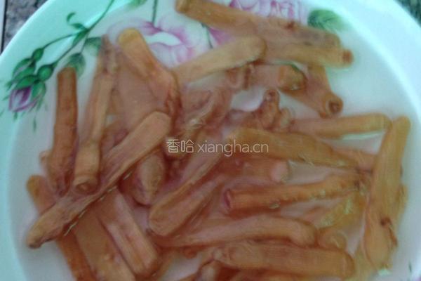 沙虫煲鸡汤的做法图解4