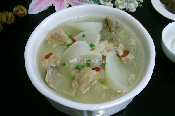白萝卜脊骨汤（美容的哦）的做法图解20