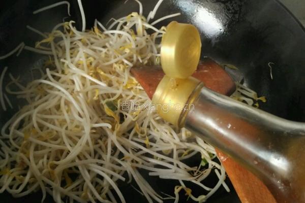 爽口绿豆芽的做法图解4
