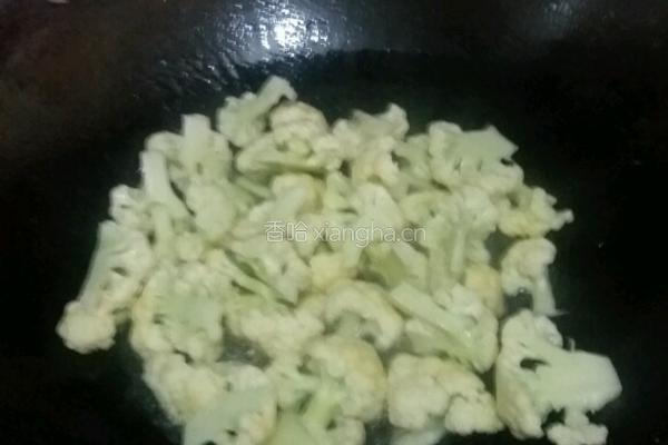花菜炒肉的做法图解7