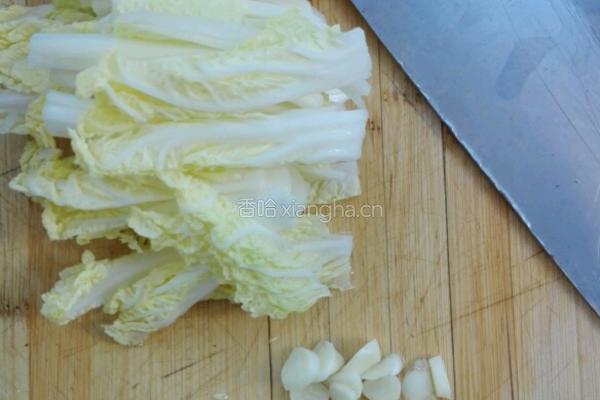 剁椒娃娃菜～家常菜的做法图解2
