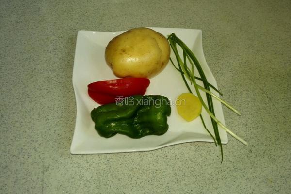 青椒土豆丝的做法图解1