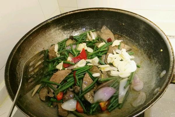豇豆爆肝尖的做法图解7