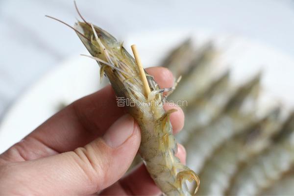 青酱柠檬虾的做法图解5