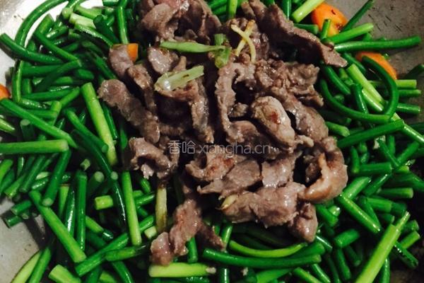 牛肉炒蒜苗的做法图解5
