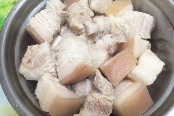 香菇煲花肉的做法图解5