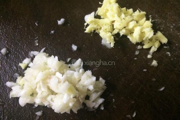 鼓香鸡块的做法图解2