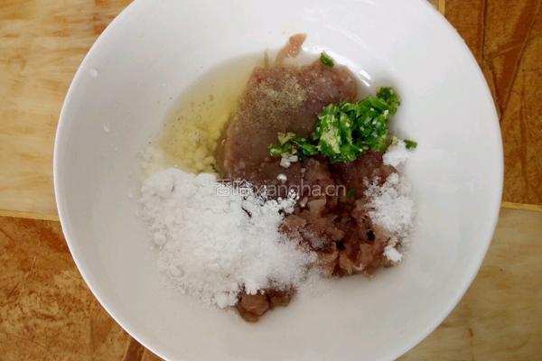 自制鲅鱼丸的做法图解4