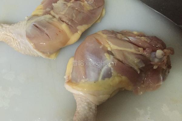 蜜汁酱烤鸡腿的做法图解2
