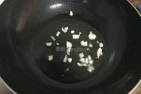 蒜末炒卷心菜的做法图解3