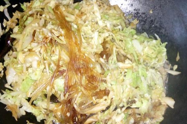 卷心菜炒粉的做法图解8