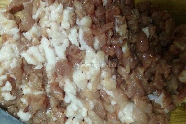 芹菜猪肉包子的做法图解4