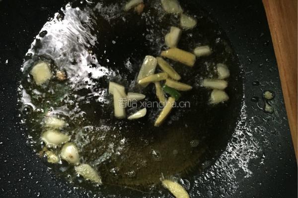 蟹味菇炒鸡蛋的做法图解9