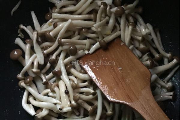 蟹味菇炒鸡蛋的做法图解10