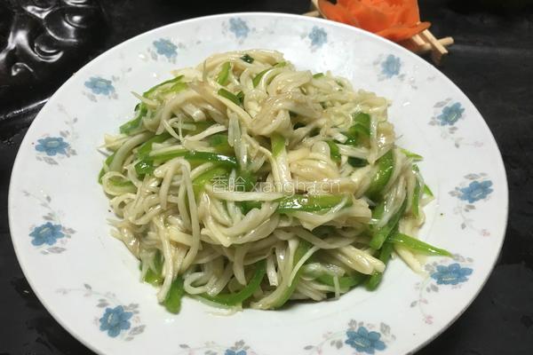 彩椒炒茭白丝的做法图解12