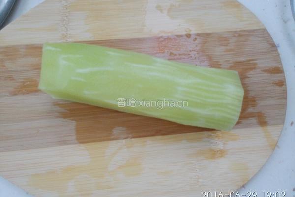 炝拌笋丝的做法图解2