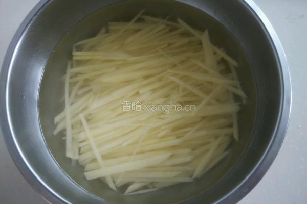 酸辣土豆丝的做法图解2