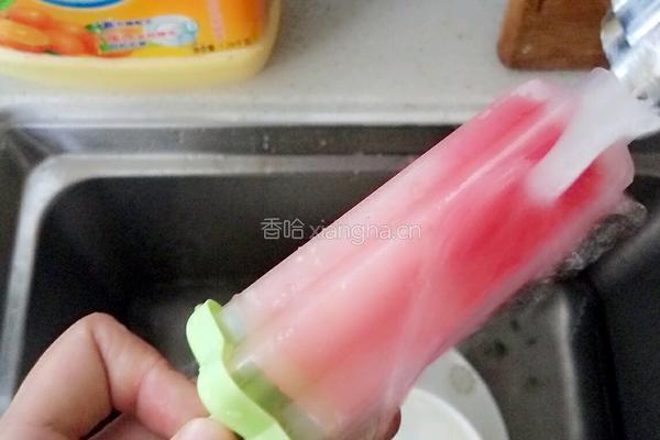 西瓜味冰棒的做法图解5