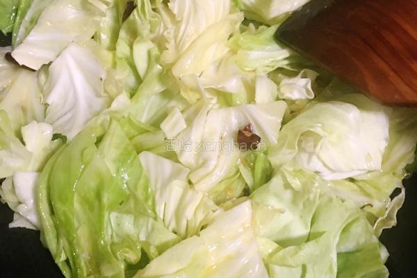 醋溜卷心菜的做法图解7