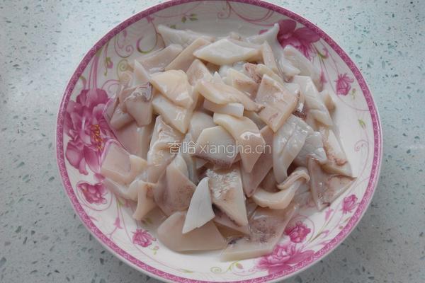 彩椒洋葱炒鱿鱼的做法图解4
