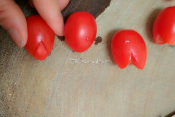 圣女果郁金香花的做法图解2