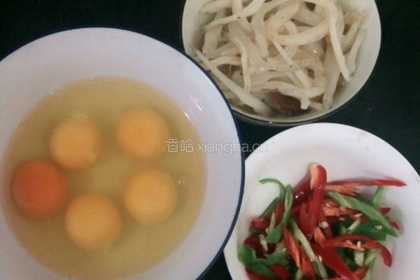 银鱼煎鸡蛋的做法图解1