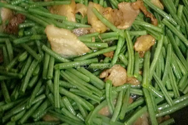 肉炒蒜香豇豆的做法图解9