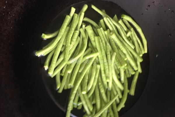 豆角肉末的做法图解3