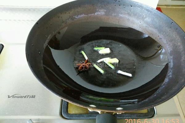 南瓜土豆炖牛肉的做法图解3