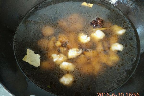 南瓜土豆炖牛肉的做法图解5