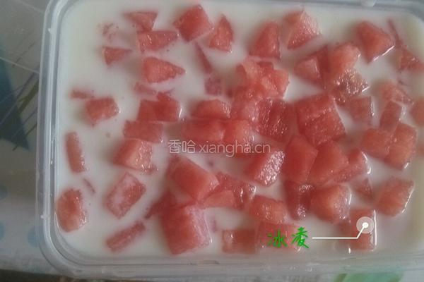 酸奶西瓜布丁的做法图解7