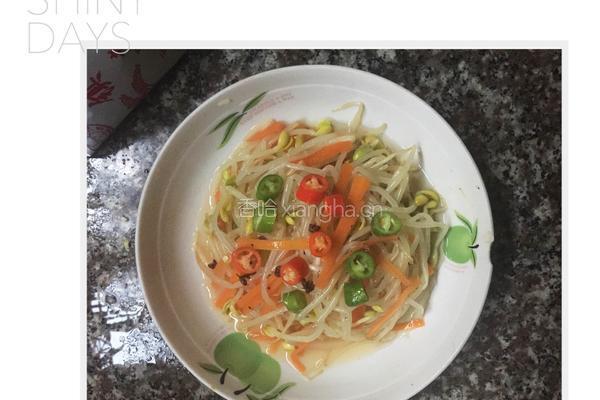 凉拌绿豆芽