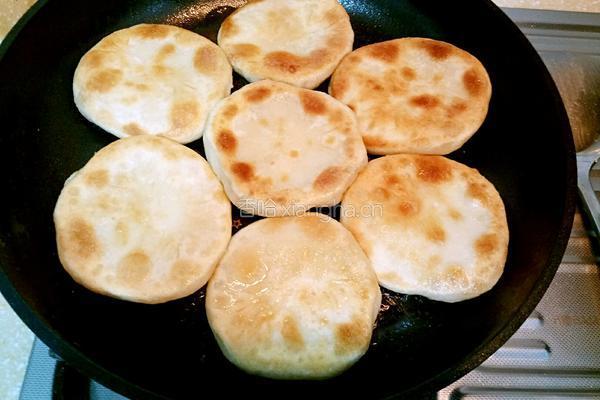 萝卜馅肉饼的做法图解12