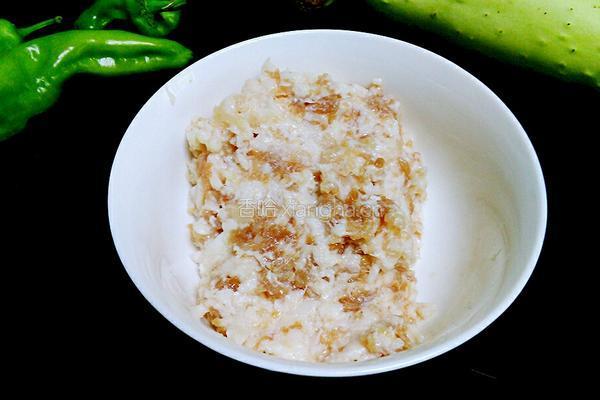 白萝卜鲜肉饺子（白萝卜可是美容的哦）的做法图解10