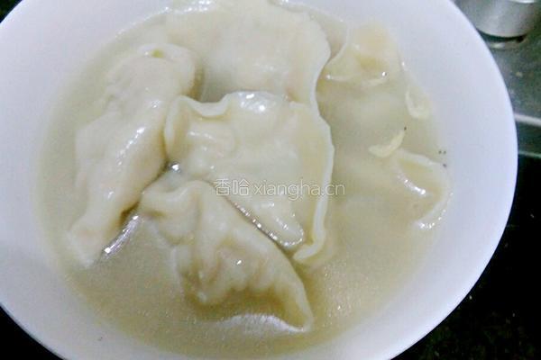 白萝卜鲜肉饺子（白萝卜可是美容的哦）的做法图解28