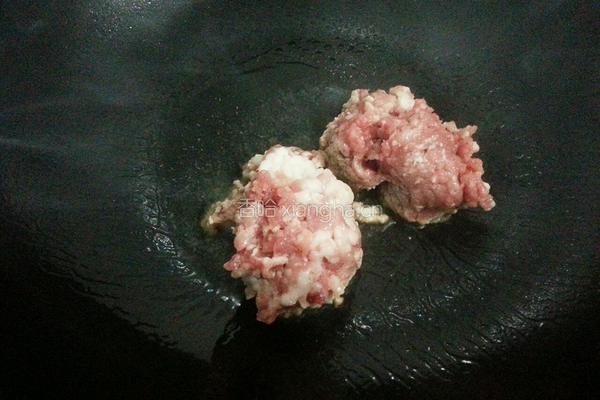 香菇肉末豆腐羹的做法图解3