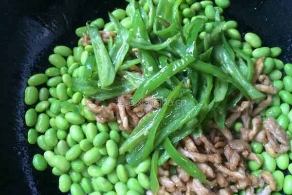 青豆炒肉的做法图解12