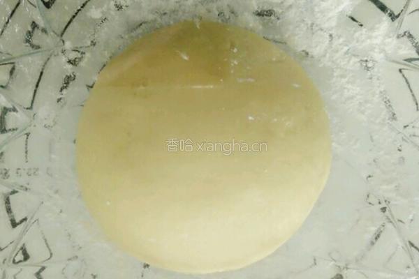 美味沙琪玛的做法图解1