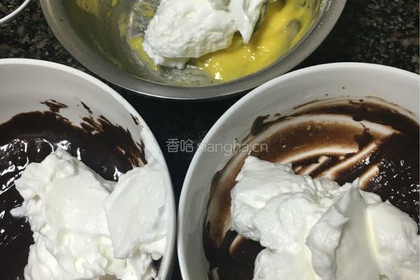 三色戚风的做法图解9