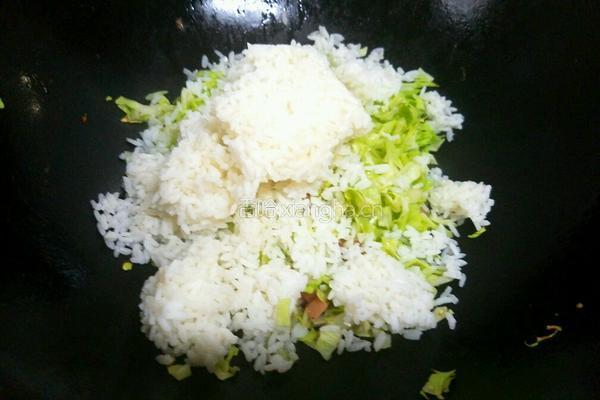 卷心菜炒饭的做法图解11