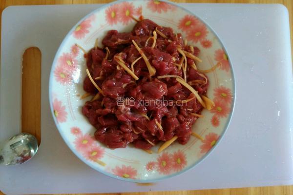 酸菜炒牛肉的做法图解3