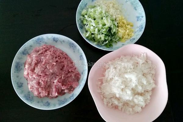 白萝卜猪肉馅生煎包的做法图解5