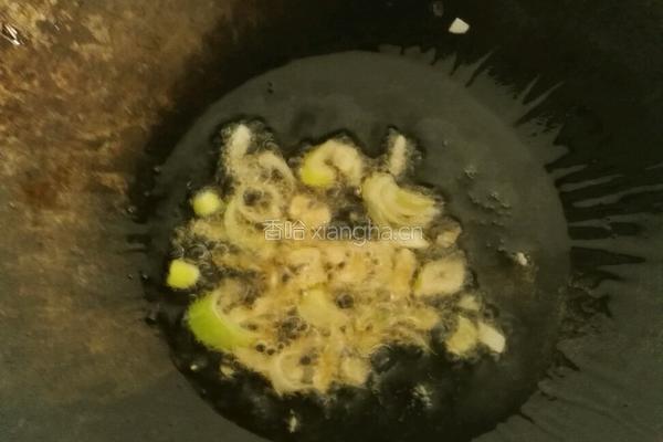 卷心菜炒饼的做法图解4