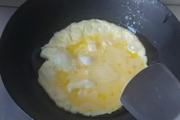 黄瓜木耳炒鸡蛋的做法图解3