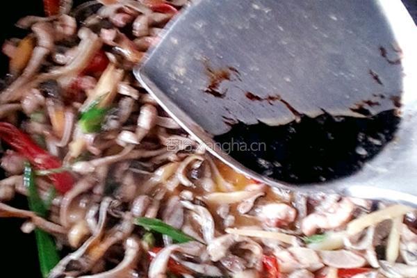 绿豆芽炒鳝鱼丝的做法图解8